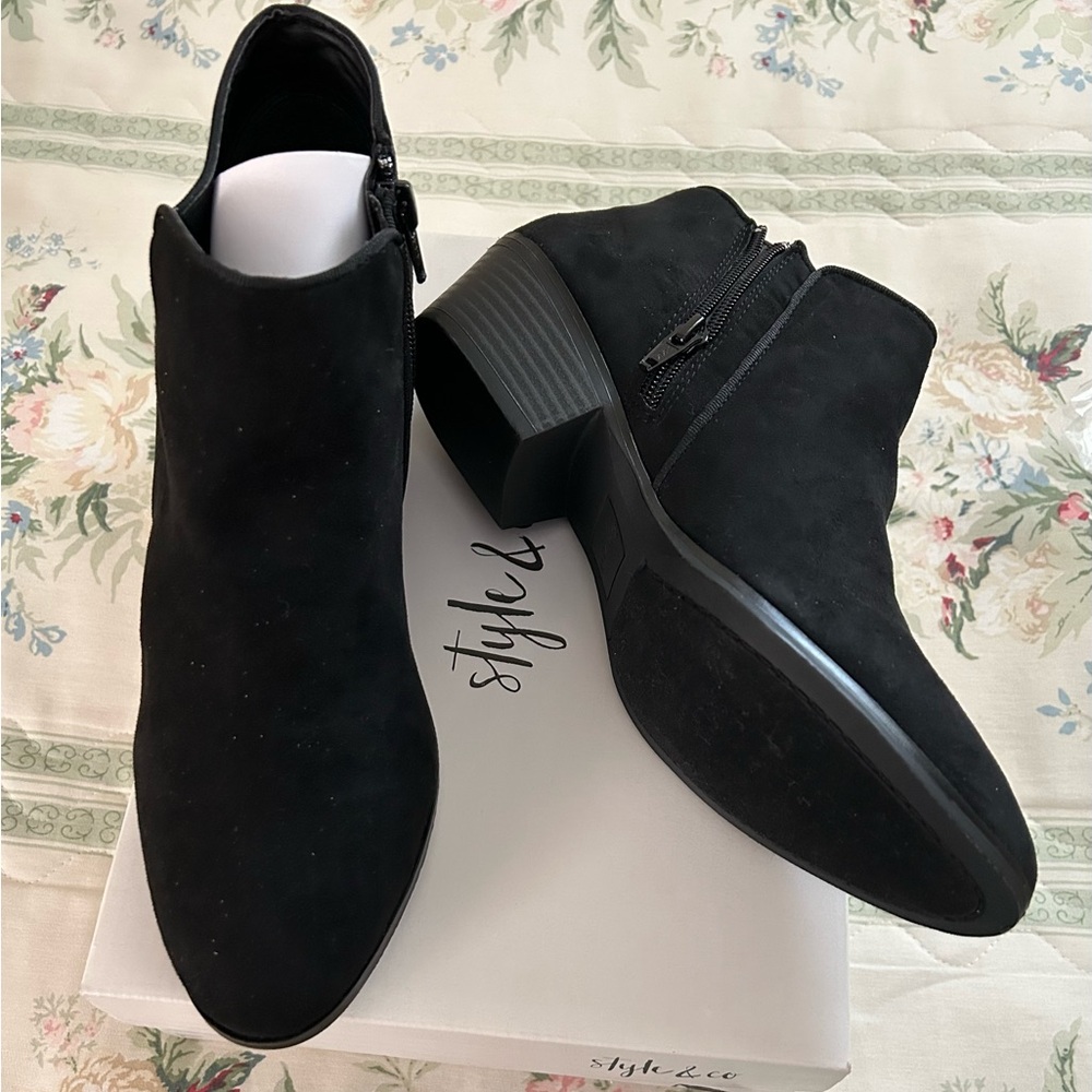 NWOT Style and Company side zippered black suede boots 9M